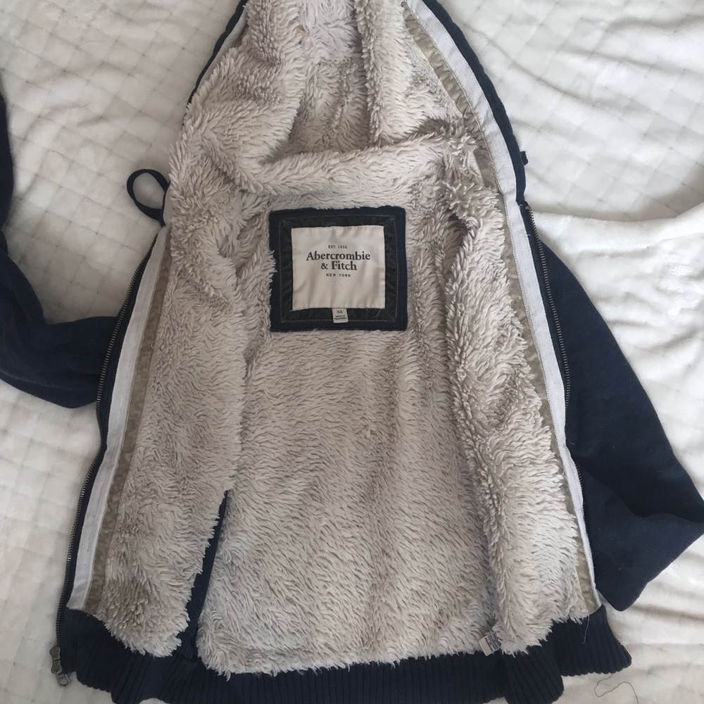 A&F Jacket - Picture 2 of 4
